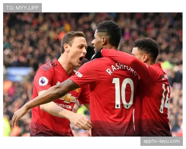 曼联的重建逻辑:短期成绩与长期体系的冲突 曼联的重建逻辑:短期成绩与长期体系的冲突